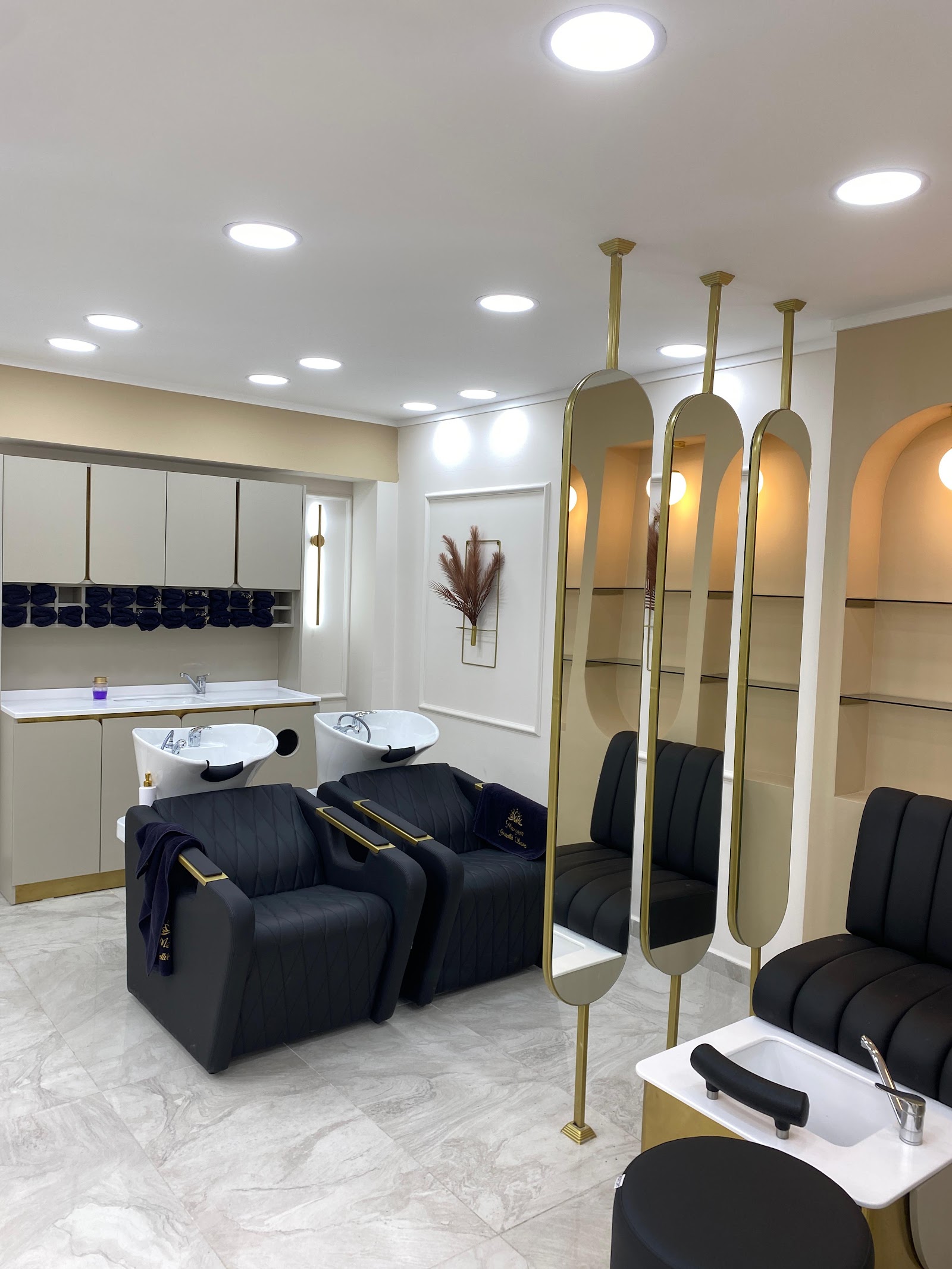 Meryem Karakuş Güzellik Salonu kır düğünü mekanı — Merkez